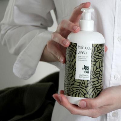 Australian Bodycare Tea Tree Oil Hair Loss Wash Șampon pentru femei 500 ml