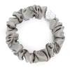 By Eloise London Silk Scrunchie Silver Heart Elastice de păr pentru femei 1 buc Nuanţă Moonlight