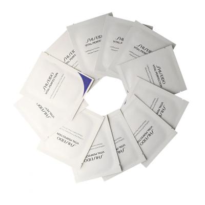 Shiseido Vital Perfection Uplifting &amp; Firming Express Eye Mask Mască de ochi pentru femei 12 buc
