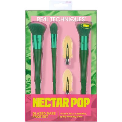 Real Techniques Nectar Pop Glazed Daze Face Set Set cadou Pensulă Soft Sculpting Brush RT 070 1 buc + pensulă Strippling Brush RT 071 1 buc + pensulă Brightening Concealer Brush RT 072 1 buc + agrafe de par 2 buc