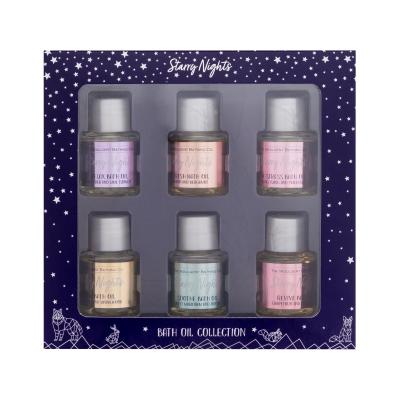 The Indulgent Bathing Co. Starry Nights Bath Oil Collection Set cadou Ulei de baie Relaxare lavanda și floarea de tei 15 ml + Ulei de baie Revigorant mandarină și bergamotă 15 ml + Ulei de baie De-Stress Ylang Ylang și patchouli 15 ml + Ulei de baie Calm mușețel și lemn de santal 15 ml + Ulei de bai