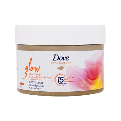 Dove Bath Therapy Glow Body Scrub Exfoliant de corp pentru femei 295 ml