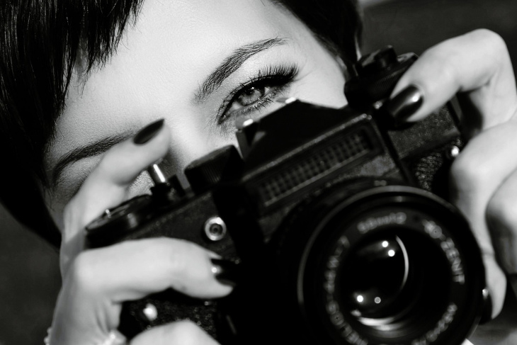 Mascara și fotografia